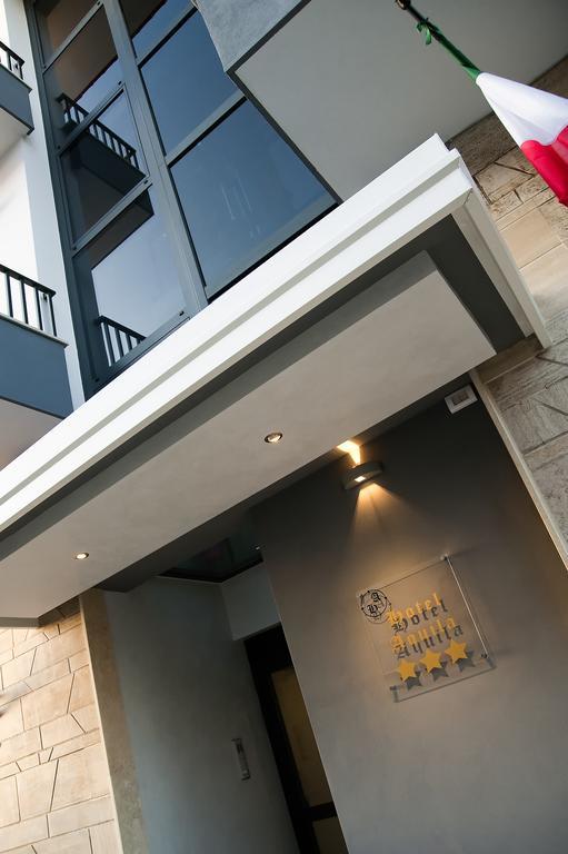 אפריליה Hotel Aquila מראה חיצוני תמונה